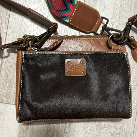 STS Ranchwear Cowhide Basic Bliss Lily Crossbody Purse - Picture 2 of 7